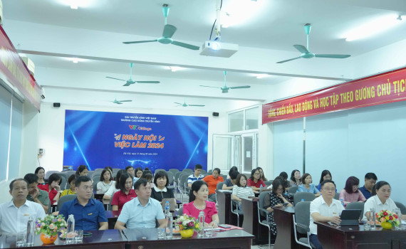 Hội nghị tổng kết năm học 2024 – 2025: Khẳng định hiệu quả mô hình đào tạo song bằng