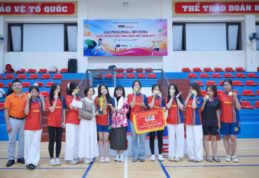 Bế mạc Giải thể thao HSSV: Sân chơi ý nghĩa trong tháng Hiến chương Nhà giáo