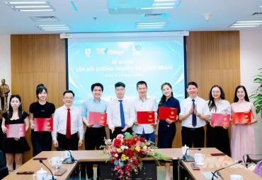 Bế giảng khóa bồi dưỡng nghiệp vụ Livestream chuyên nghiệp