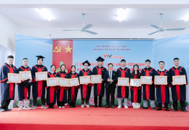 VTV College: Lễ bế giảng và trao bằng tốt nghiệp  hệ cao đẳng chính quy khóa 18, niên khóa 2022-2025