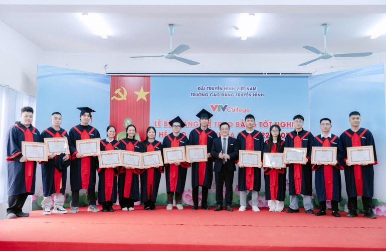 VTV College: Lễ bế giảng và trao bằng tốt nghiệp  hệ cao đẳng chính quy khóa 18, niên khóa 2022-2025