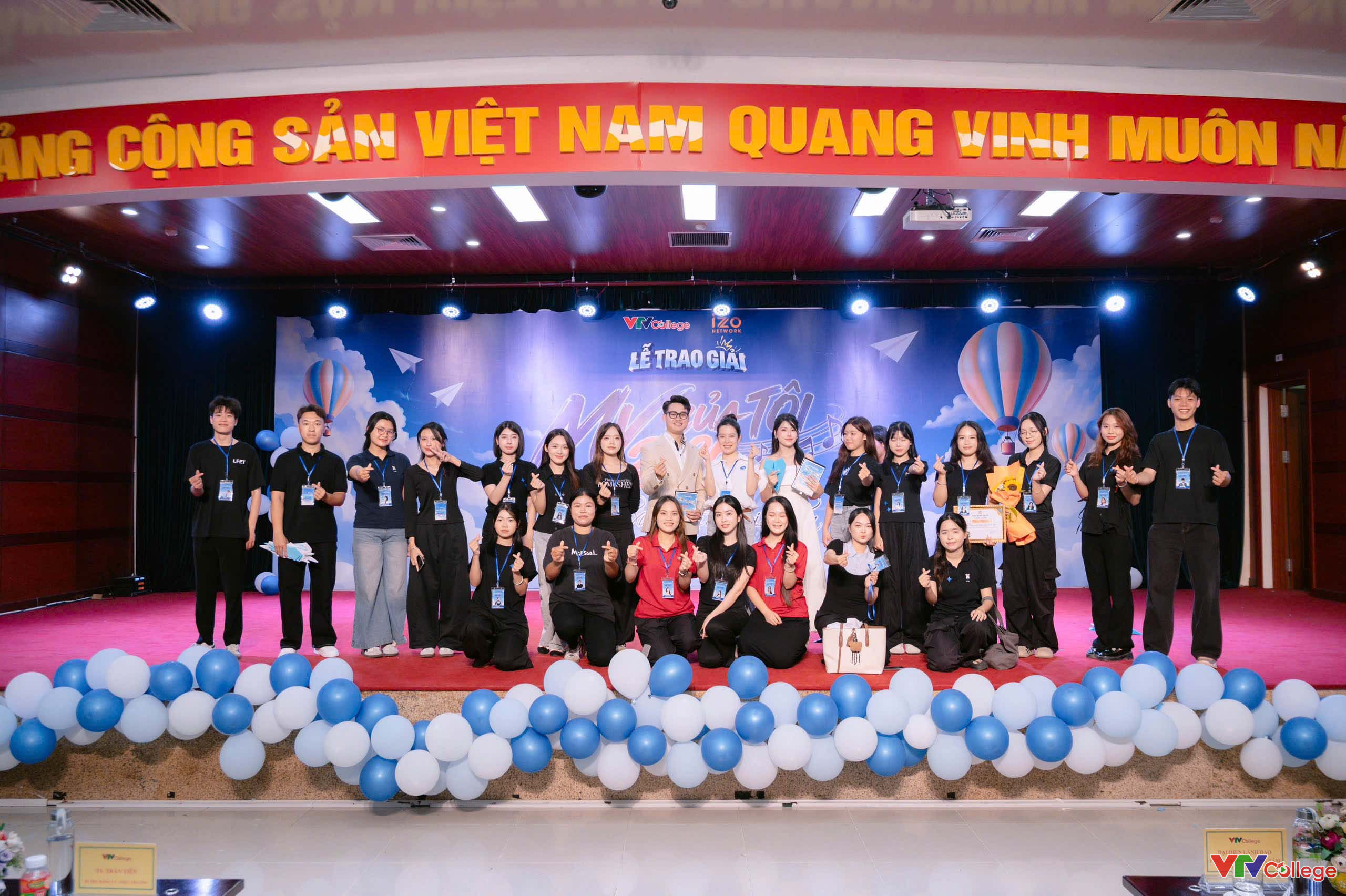21.Ekip sự kiện