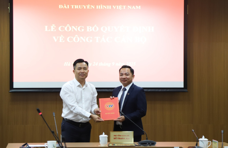 Trao quyết định điều động, bổ nhiệm Phó Giám đốc Trung tâm THVN khu vực Tây Nam Bộ