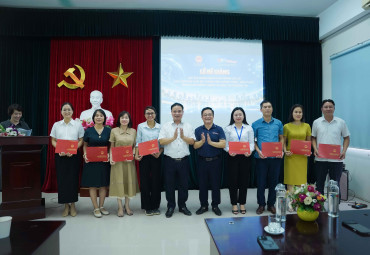 Trường Cao đẳng Truyền hình bế giảng lớp tập huấn nâng cao năng lực số cho cán bộ, công chức xã Thường Tín