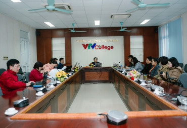 VTV College: Hội đồng thẩm định chỉnh sửa các chương trình đào tạo hệ cao đẳng chính quy