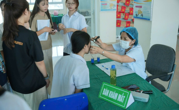 VTV College: Khám sức khỏe toàn diện cho học sinh khối Trung cấp đầu năm học