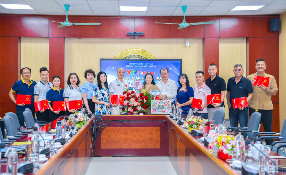 Bế giảng khóa đào tạo “Nghiệp vụ Quản lý Truyền thông, Báo chí, Truyền hình và Phát triển Thương hiệu” tại VTV College