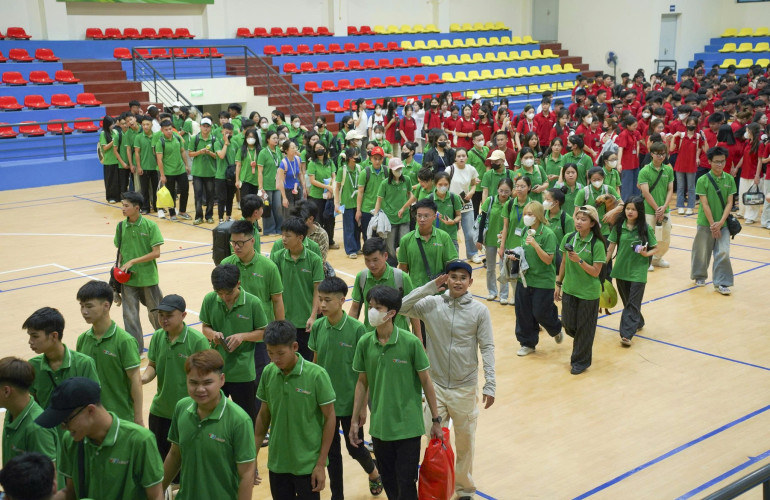 Kỳ học quân sự – Bước rèn luyện bản lĩnh cho học sinh, sinh viên VTV College
