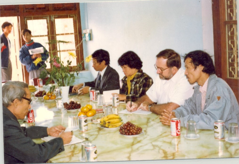 Đoàn cán bộ của Học viện Phát thanh Truyền hình châu Á – TB Dương thăm trường 1992.