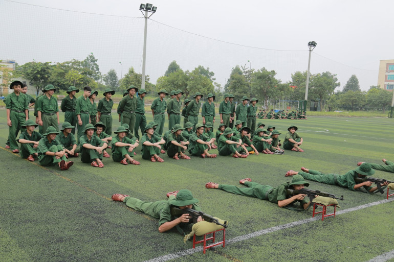 Học kỳ quân đội 4