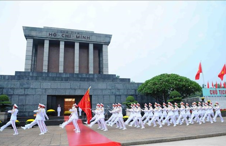 Tổng Bí thư Tô Lâm: Bác vẫn cùng chúng cháu hành quân