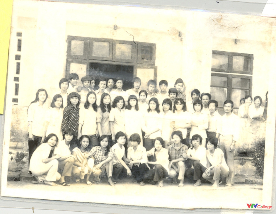 Lớp Biên tập 1C Khóa 1984-1987-1