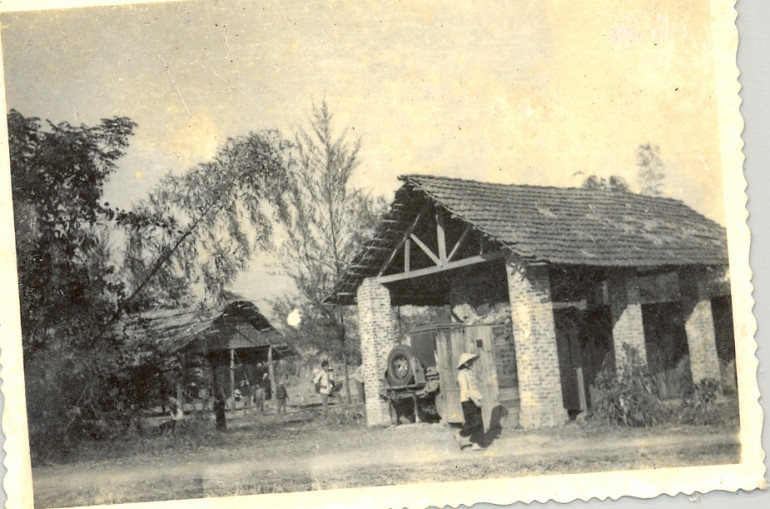 Nhà Máy nổ phát điện và xưởng thực hành