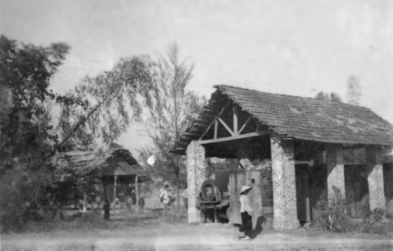 Nhà máy nổ phát điện và xưởng thực hành vô tuyến điện tại nơi sơ tán Chương Mỹ.