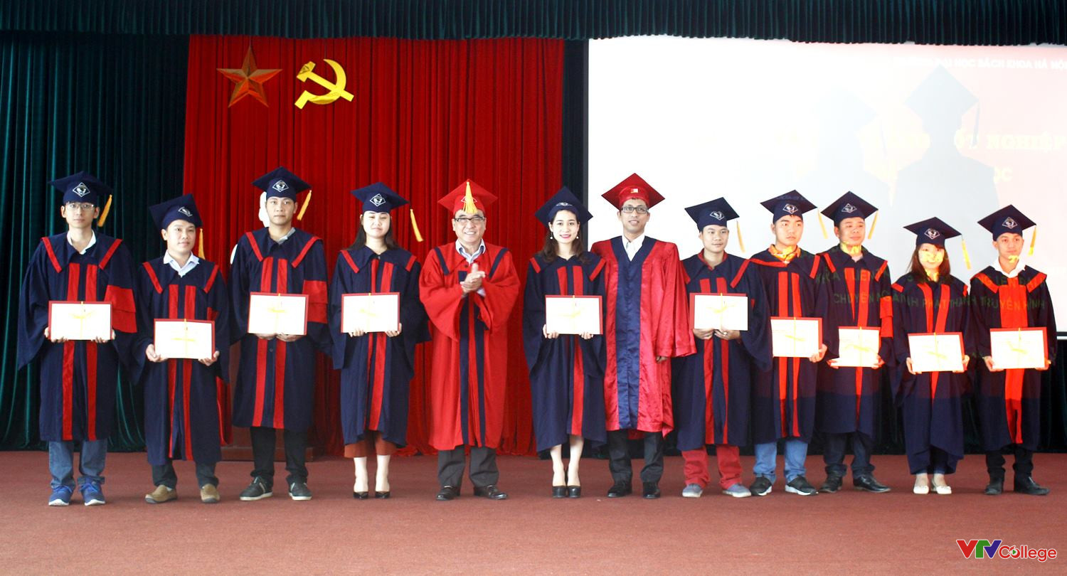 Thầy Khánh