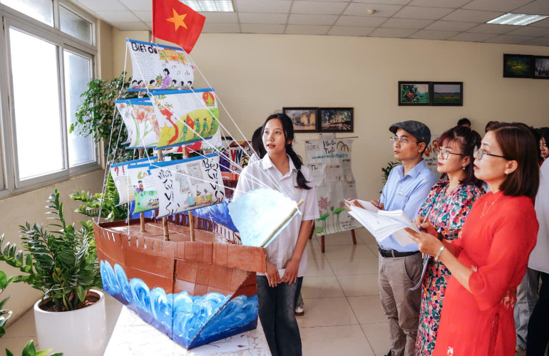 VTV College: Sôi nổi hoạt động Báo tường chào mừng Ngày Nhà giáo Việt Nam 20/11 của các lớp Trung cấp - THPT